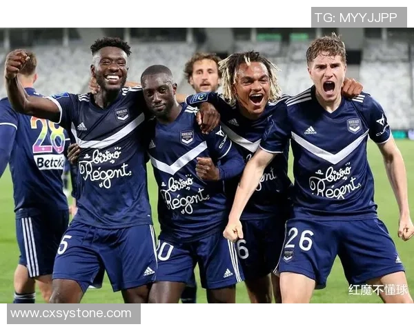 足球豪门巅峰之星：谁是球队历史上的第一得分手？